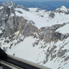 Flugwegposition um 13:19:50: Aufgenommen in der Nähe von Gemeinde Ramsau am Dachstein, 8972, Österreich in 2984 Meter