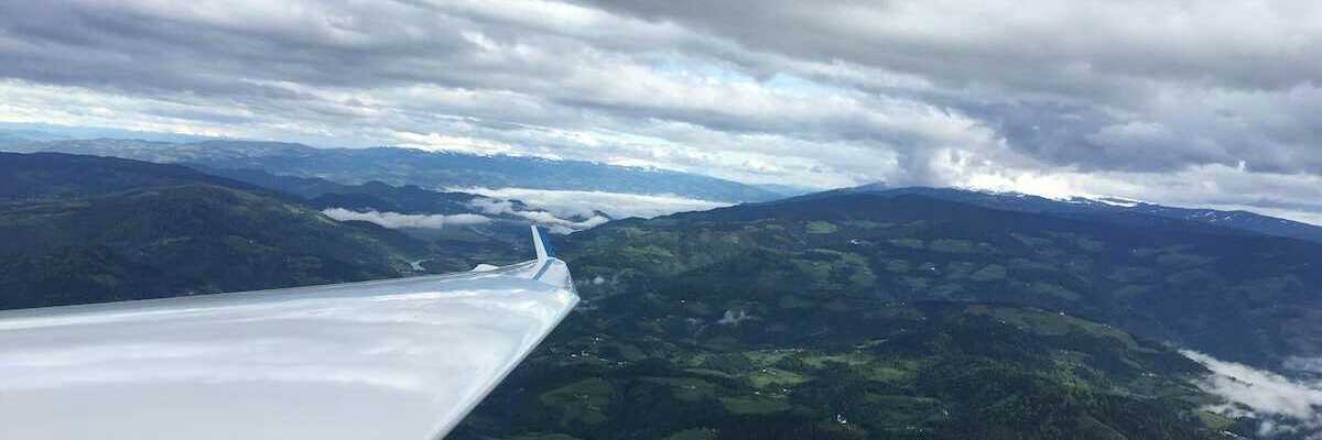 Flugwegposition um 06:28:37: Aufgenommen in der Nähe von Municipality of Slovenj Gradec, Slowenien in 1580 Meter