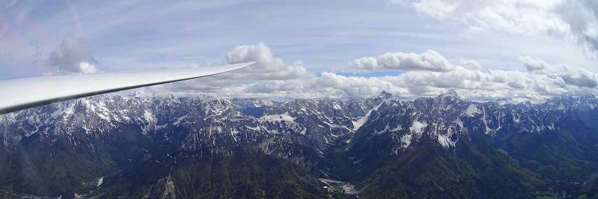 Flugwegposition um 14:19:37: Aufgenommen in der Nähe von 33018 Tarvis, Udine, Italien in 2044 Meter