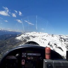 Flugwegposition um 10:29:09: Aufgenommen in der Nähe von Gemeinde Sillian, 9920, Österreich in 2353 Meter