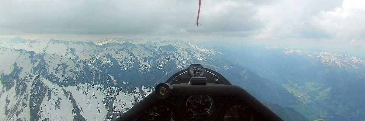 Flugwegposition um 13:10:29: Aufgenommen in der Nähe von Gemeinde Krimml, Österreich in 3033 Meter