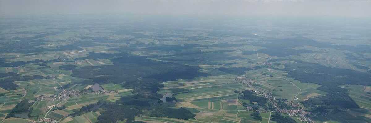 Flugwegposition um 12:19:55: Aufgenommen in der Nähe von Gemeinde Hoheneich, Österreich in 2055 Meter