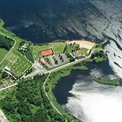 Flugwegposition um 12:07:55: Aufgenommen in der Nähe von Okres Český Krumlov, Tschechien in 1695 Meter