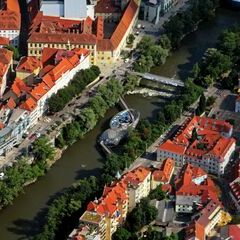 Flugwegposition um 14:45:08: Aufgenommen in der Nähe von Graz, Österreich in 1210 Meter