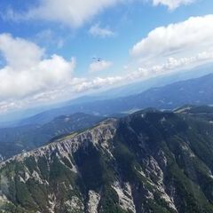 Flugwegposition um 12:09:38: Aufgenommen in der Nähe von Gemeinde Thörl, Österreich in 2183 Meter