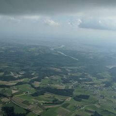 Flugwegposition um 14:58:27: Aufgenommen in der Nähe von Gemeinde Altenfelden, Österreich in 1923 Meter