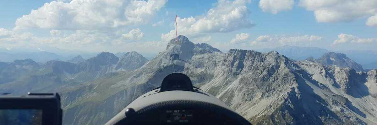 Flugwegposition um 13:00:57: Aufgenommen in der Nähe von Gemeinde Zederhaus, 5584, Österreich in 2445 Meter