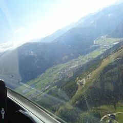 Flugwegposition um 13:23:02: Aufgenommen in der Nähe von Gemeinde Mauterndorf, 5570 Mauterndorf, Österreich in 2196 Meter