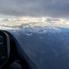 Flugwegposition um 13:54:25: Aufgenommen in der Nähe von Gemeinde Bürserberg, Bürserberg, Österreich in 3147 Meter