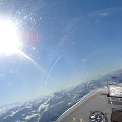 Flugwegposition um 14:54:21: Aufgenommen in der Nähe von Gemeinde St. Johann in Tirol, St. Johann in Tirol, Österreich in 586 Meter