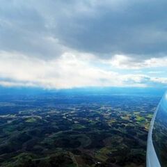 Flugwegposition um 13:06:44: Aufgenommen in der Nähe von Gemeinde Hart bei Graz, Österreich in 1601 Meter