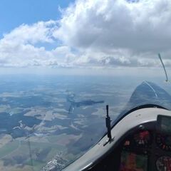 Flugwegposition um 12:50:11: Aufgenommen in der Nähe von Okres Český Krumlov, Tschechien in 1913 Meter