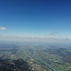 Flugwegposition um 12:30:36: Aufgenommen in der Nähe von Rosenheim, Deutschland in 1811 Meter