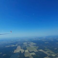 Flugwegposition um 13:14:32: Aufgenommen in der Nähe von Kreis Baja, Ungarn in 1455 Meter