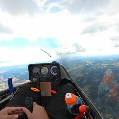 Flugwegposition um 14:10:31: Aufgenommen in der Nähe von Haugschlag, 3874, Österreich in 2057 Meter