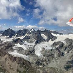 Flugwegposition um 13:19:22: Aufgenommen in der Nähe von 23020 Lanzada, Sondrio, Italien in 3649 Meter