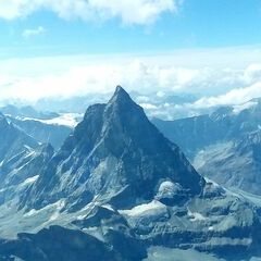 Flugwegposition um 14:18:15: Aufgenommen in der Nähe von Visp, Schweiz in 4437 Meter