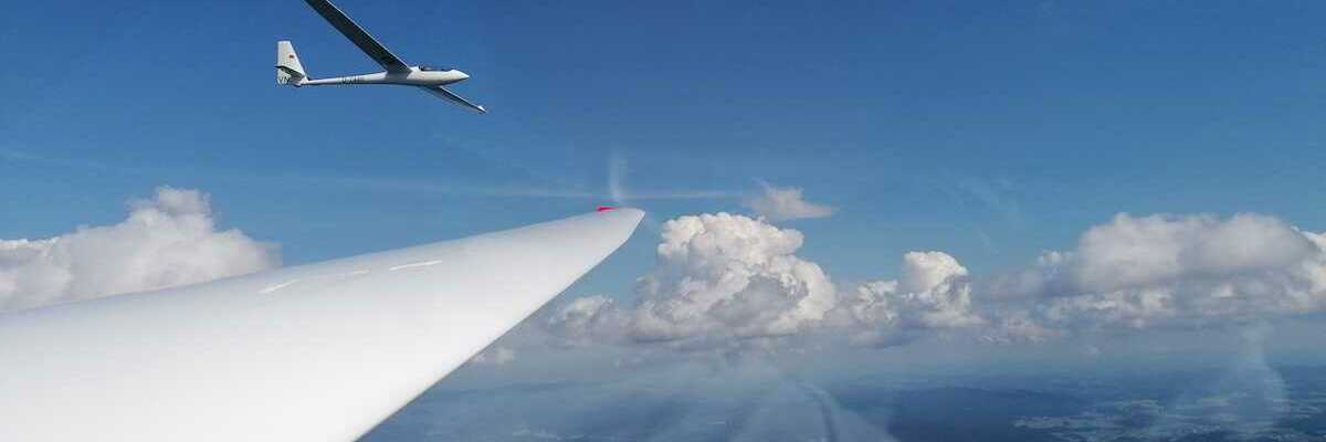 Flugwegposition um 14:20:56: Aufgenommen in der Nähe von Regen, Deutschland in 1755 Meter