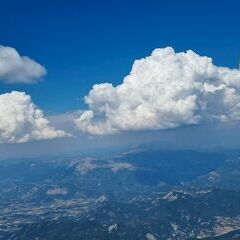 Flugwegposition um 13:04:22: Aufgenommen in der Nähe von Arrondissement de Die, Frankreich in 3151 Meter
