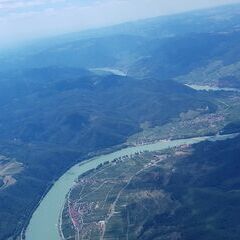 Flugwegposition um 11:52:34: Aufgenommen in der Nähe von Krems an der Donau, Österreich in 1888 Meter