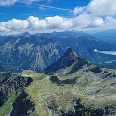 Flugwegposition um 10:25:19: Aufgenommen in der Nähe von Gemeinde Weißpriach, 5573, Österreich in 2576 Meter