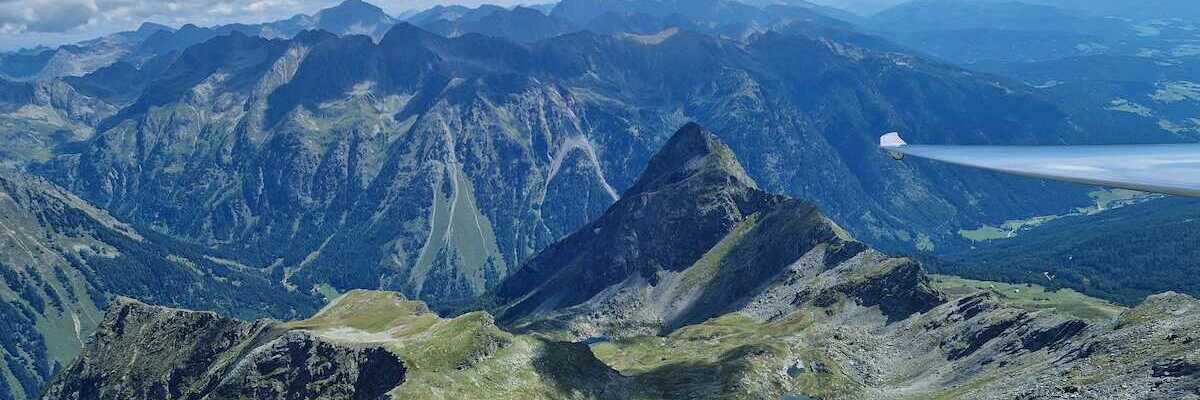 Flugwegposition um 10:25:19: Aufgenommen in der Nähe von Gemeinde Weißpriach, 5573, Österreich in 2576 Meter