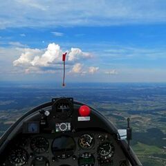 Flugwegposition um 15:15:29: Aufgenommen in der Nähe von Gemeinde Frauental an der Laßnitz, Österreich in 1421 Meter