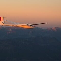 Flugwegposition um 15:23:07: Aufgenommen in der Nähe von Gemeinde Haus, Österreich in 2607 Meter