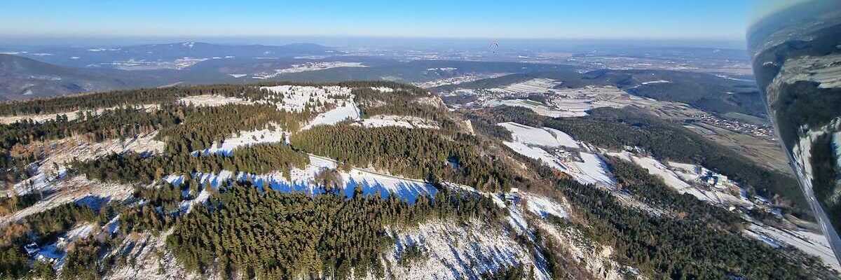 Flugwegposition um 12:48:23: Aufgenommen in der Nähe von Gemeinde Hohe Wand, Österreich in 1112 Meter