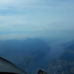 Flugwegposition um 13:53:45: Aufgenommen in der Nähe von 23900 Lecco, Italien in 1395 Meter