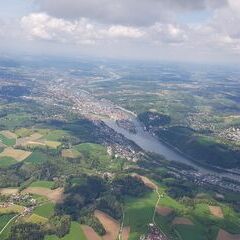 Verortung via Georeferenzierung der Kamera: Aufgenommen in der Nähe von Gemeinde Freinberg, Österreich in 1400 Meter