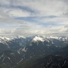 Flugwegposition um 13:22:49: Aufgenommen in der Nähe von Gemeinde Scharnitz, 6108, Österreich in 2647 Meter