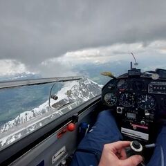 Flugwegposition um 16:12:28: Aufgenommen in der Nähe von Mitterberg-Sankt Martin, Österreich in 2455 Meter