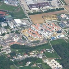 Flugwegposition um 12:43:34: Aufgenommen in der Nähe von Kapellen, Österreich in 2056 Meter