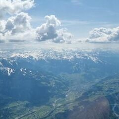 Flugwegposition um 13:14:30: Aufgenommen in der Nähe von Aich, Österreich in 2950 Meter