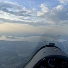 Flugwegposition um 17:30:59: Aufgenommen in der Nähe von Traunstein, Deutschland in 2066 Meter