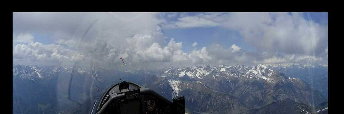 Flugwegposition um 11:49:34: Aufgenommen in der Nähe von Gemeinde Kötschach-Mauthen, Österreich in 2469 Meter