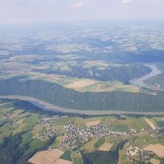 Verortung via Georeferenzierung der Kamera: Aufgenommen in der Nähe von Gemeinde St. Agatha, St. Agatha, Österreich in 2000 Meter