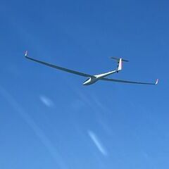 Flugwegposition um 11:24:03: Aufgenommen in der Nähe von Gemeinde Rappottenstein, Österreich in 1690 Meter