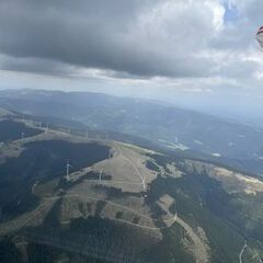 Flugwegposition um 12:03:38: Aufgenommen in der Nähe von Gemeinde Langenwang, Österreich in 2199 Meter