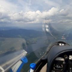 Flugwegposition um 13:18:19: Aufgenommen in der Nähe von Villach, Österreich in 1939 Meter