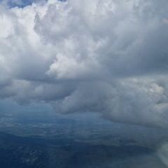 Flugwegposition um 11:00:55: Aufgenommen in der Nähe von Gemeinde Schwarzenberg am Böhmerwald, Österreich in 2254 Meter