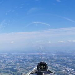Flugwegposition um 15:49:25: Aufgenommen in der Nähe von Gemeinde Pötting, Pötting, Österreich in 1707 Meter