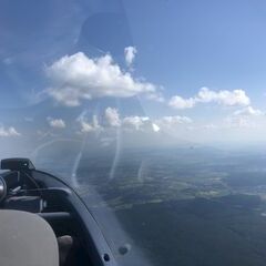 Flugwegposition um 14:59:11: Aufgenommen in der Nähe von Marburg-Biedenkopf, Deutschland in 1617 Meter