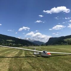 Verortung via Georeferenzierung der Kamera: Aufgenommen in der Nähe von Radstadt, Österreich in 829 Meter