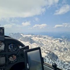 Flugwegposition um 12:38:05: Aufgenommen in der Nähe von Gemeinde Ramsau am Dachstein, 8972, Österreich in 3220 Meter