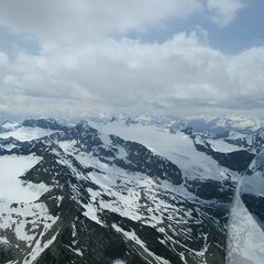 Flugwegposition um 11:46:19: Aufgenommen in der Nähe von Gemeinde Neustift im Stubaital, 6167 Neustift im Stubaital, Österreich in 3400 Meter