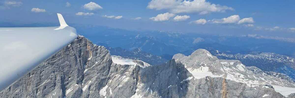 Flugwegposition um 12:55:31: Aufgenommen in der Nähe von Gemeinde Ramsau am Dachstein, 8972, Österreich in 3182 Meter