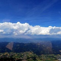 Flugwegposition um 12:05:32: Aufgenommen in der Nähe von Kapfenberg, Österreich in 2008 Meter
