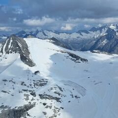 Flugwegposition um 14:57:37: Aufgenommen in der Nähe von Gemeinde Tux, Österreich in 3169 Meter